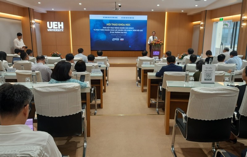 Hội thảo khoa học “Thúc đẩy hoạt động nghiên cứu khoa học công nghệ và phát triển nguồn nhân lực nghiên cứu khoa học công nghệ trình độ cao ở các trường đại học”